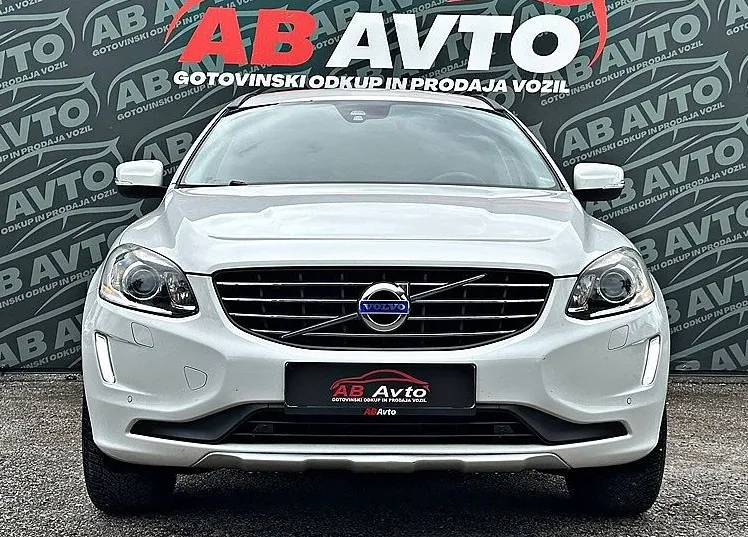 Zunanja slika - Volvo XC60 - D4 R-Design Momentum+133KW+ALU+XENON+USNJE+UGODNO - 2