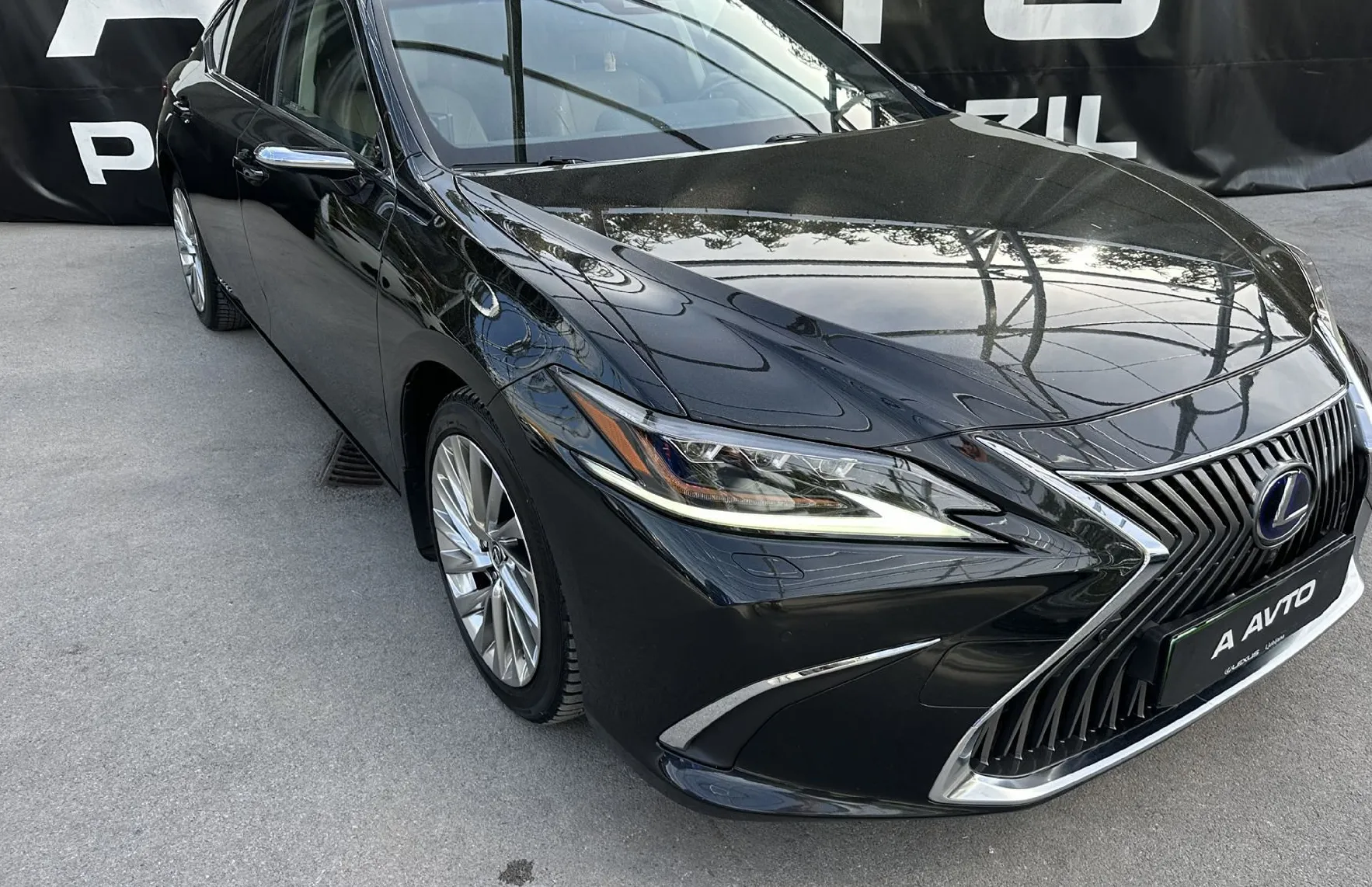 Zunanja slika - Lexus ES - 300h Luxury Avt.+DIGI PAKET-KOT NOV... - 2