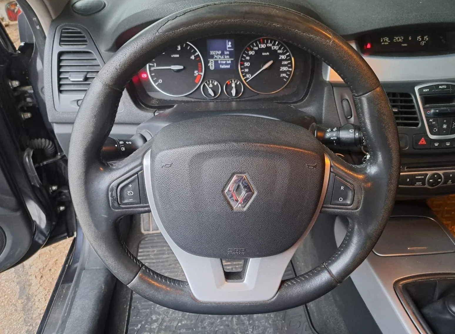 Zunanja slika - Renault Laguna - Dynamique dCi 150 - 5