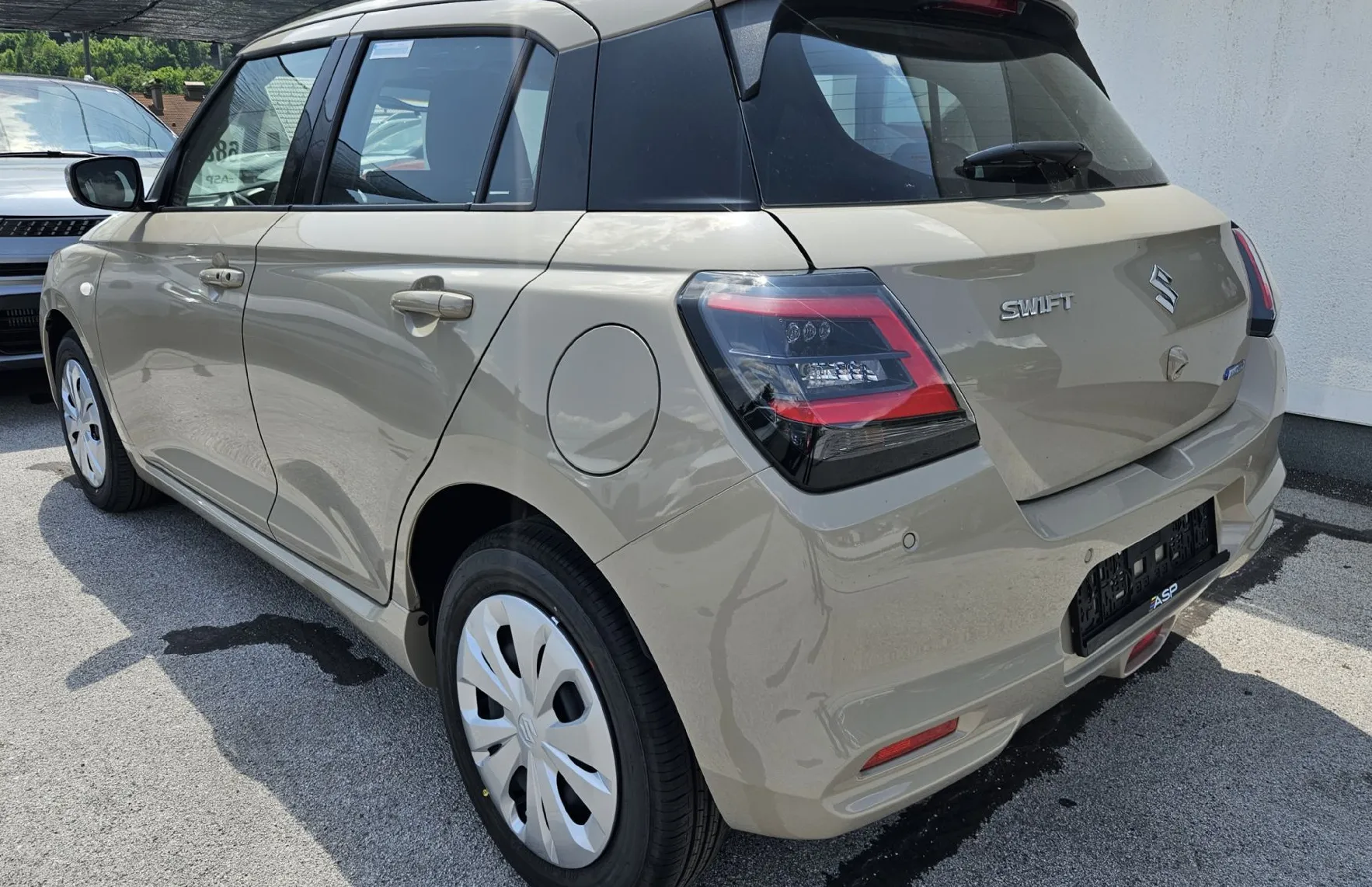 Zunanja slika - Suzuki Swift - 1.2 HIBRID COMFORT - 5
