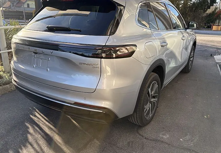 Zunanja slika - Geely StarRay EM-i - 1.5 PHEV  PRO - 2