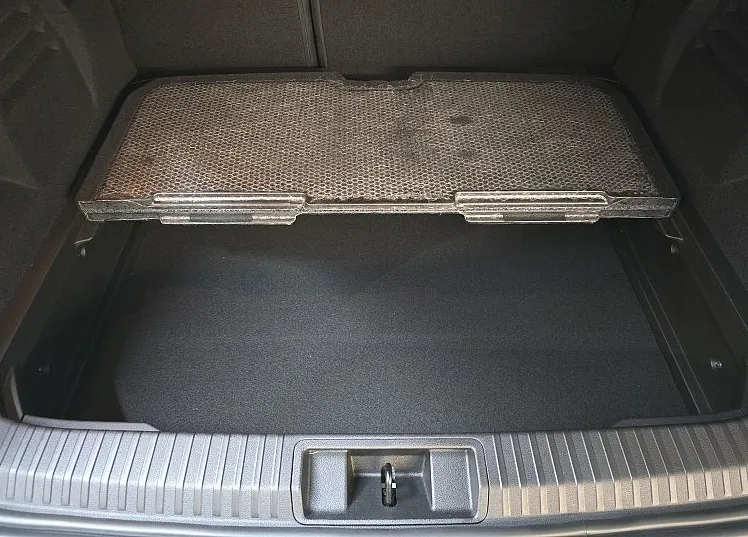 Zunanja slika - Mitsubishi Grandis - 1.3 INTENSE 7DCT Avtomatik - 10