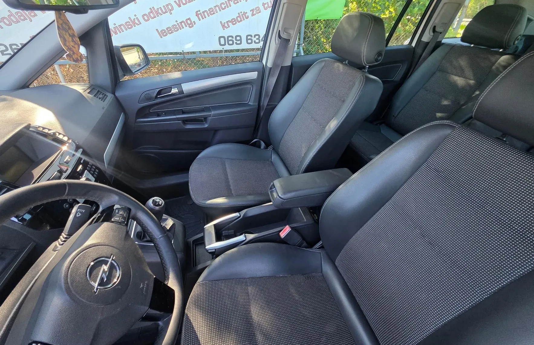 Zunanja slika - Opel Zafira - Enjoy 1.7 CDTI 7 SEDEŽEV-KLIMA-SLOVENSKA-2.LASTNIK - 12