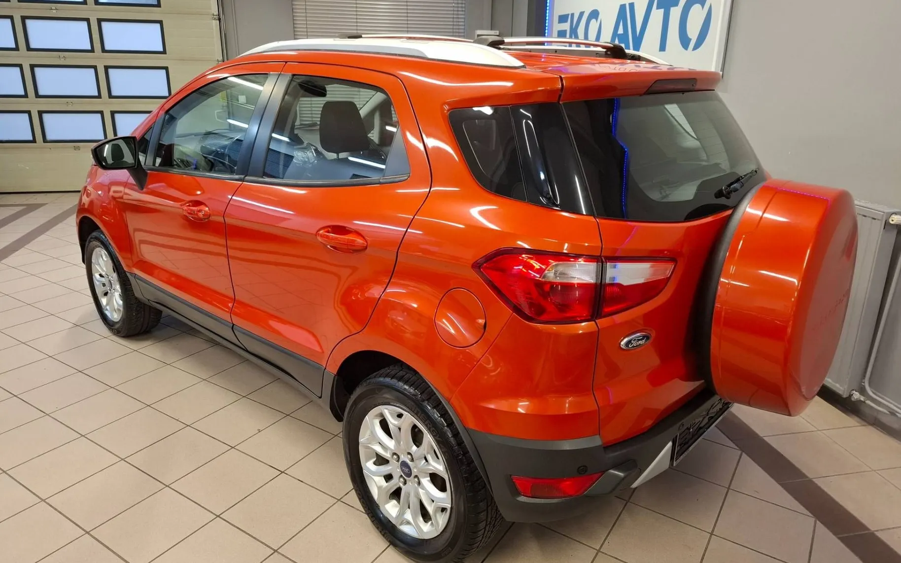 Notranja slika - Ford Ecosport - 1.0 EcoBoost Titanium-LED-TEMPOMAT-AVT. KLIMA-AL - 9