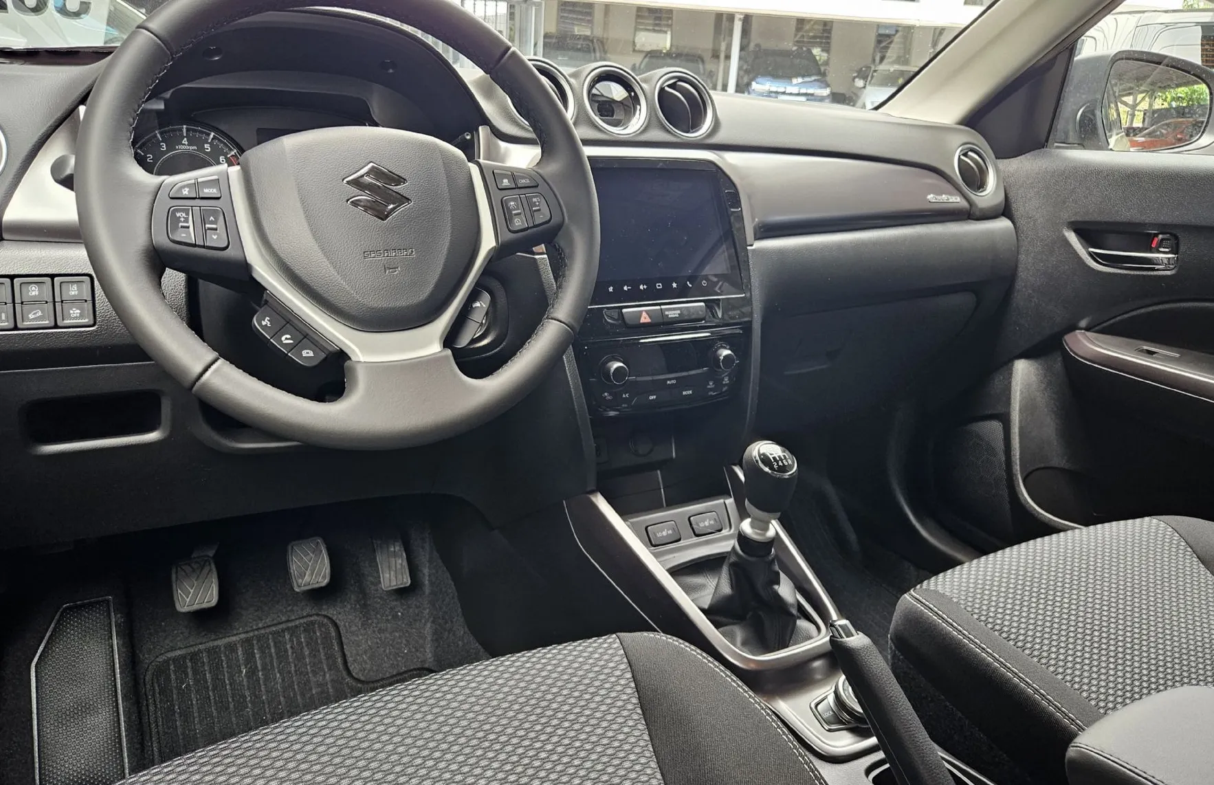 Zunanja slika - Suzuki Vitara - 1.4 HYBRID PREMIUM ALLGRIP - 8