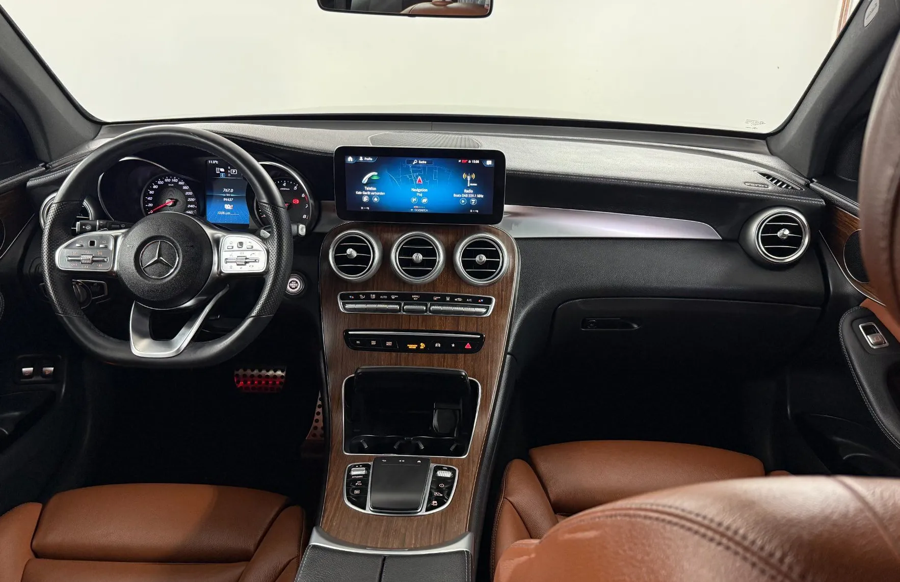 Zunanja slika - Mercedes-Benz GLC-Razred - GLC 300 e 4MATIC AMG Line Avt. - 14
