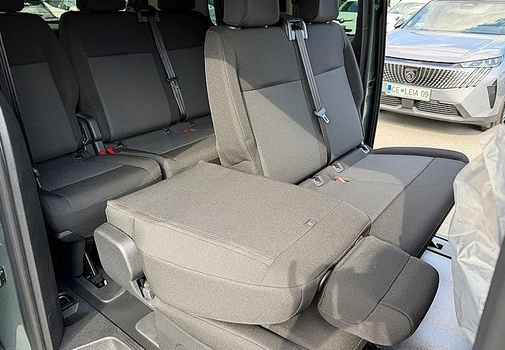 Zunanja slika - Peugeot Traveller - L2 2.2 BlueHDi 180 S S Business Avt.-ZALOGA - 8
