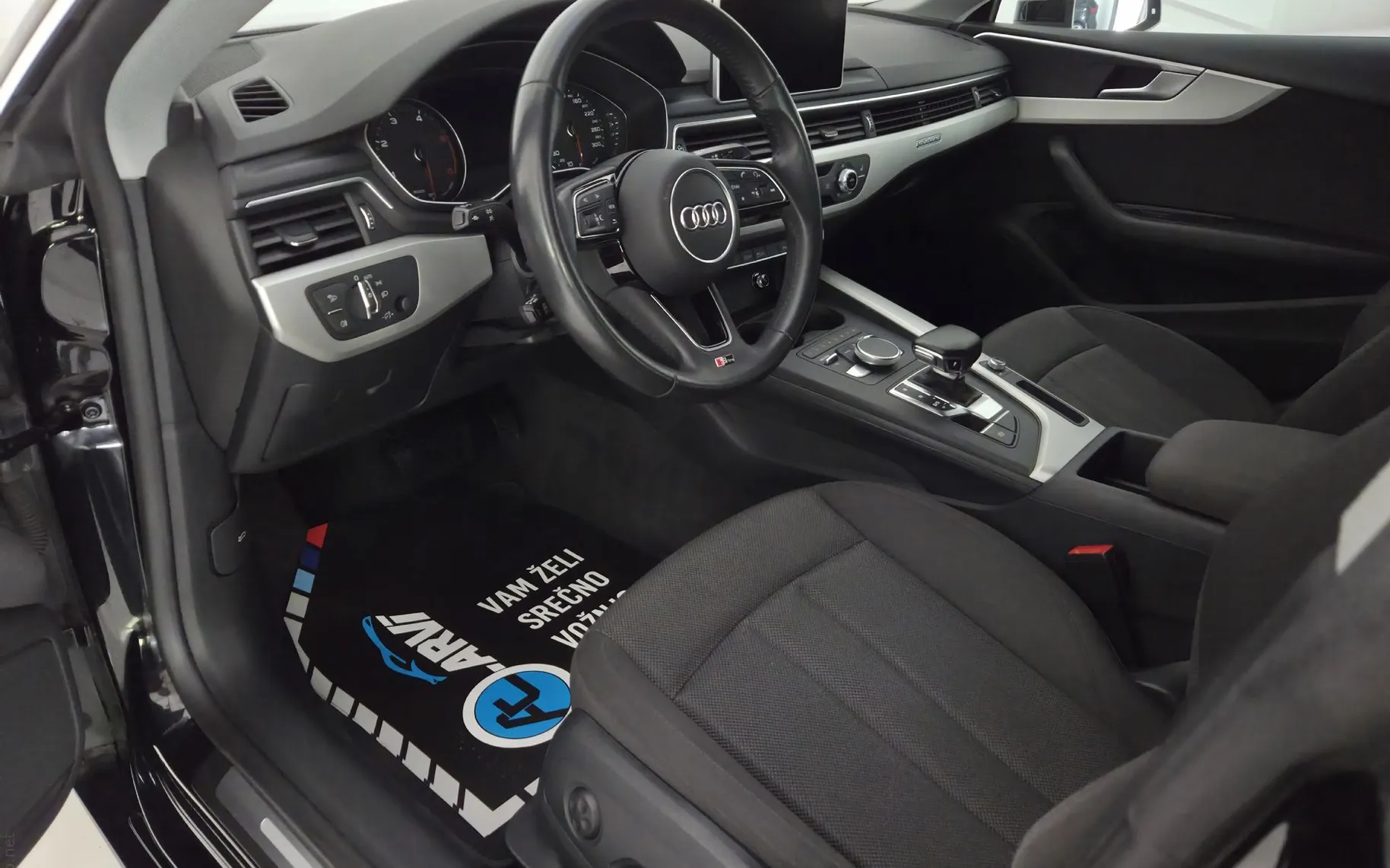 Notranja slika - Audi A5 - Coupé quattro 50 TDI Sport Tiptronic - 10