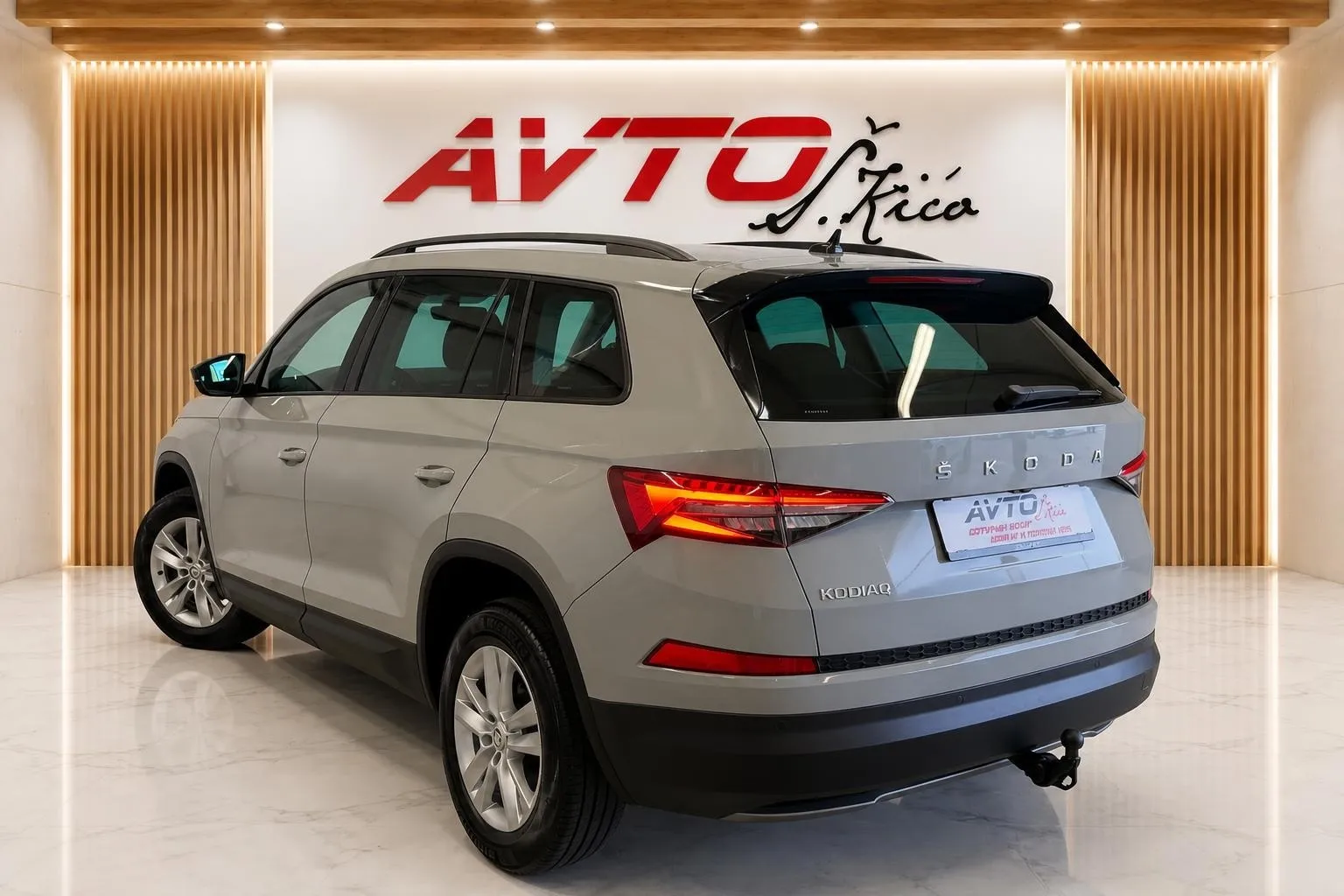 Zunanja slika - Škoda Kodiaq - 2.0 TDI-DSG-LED-KAMERA-ACC-PDC-NAVI-VLEČNA KLJUKA - 3