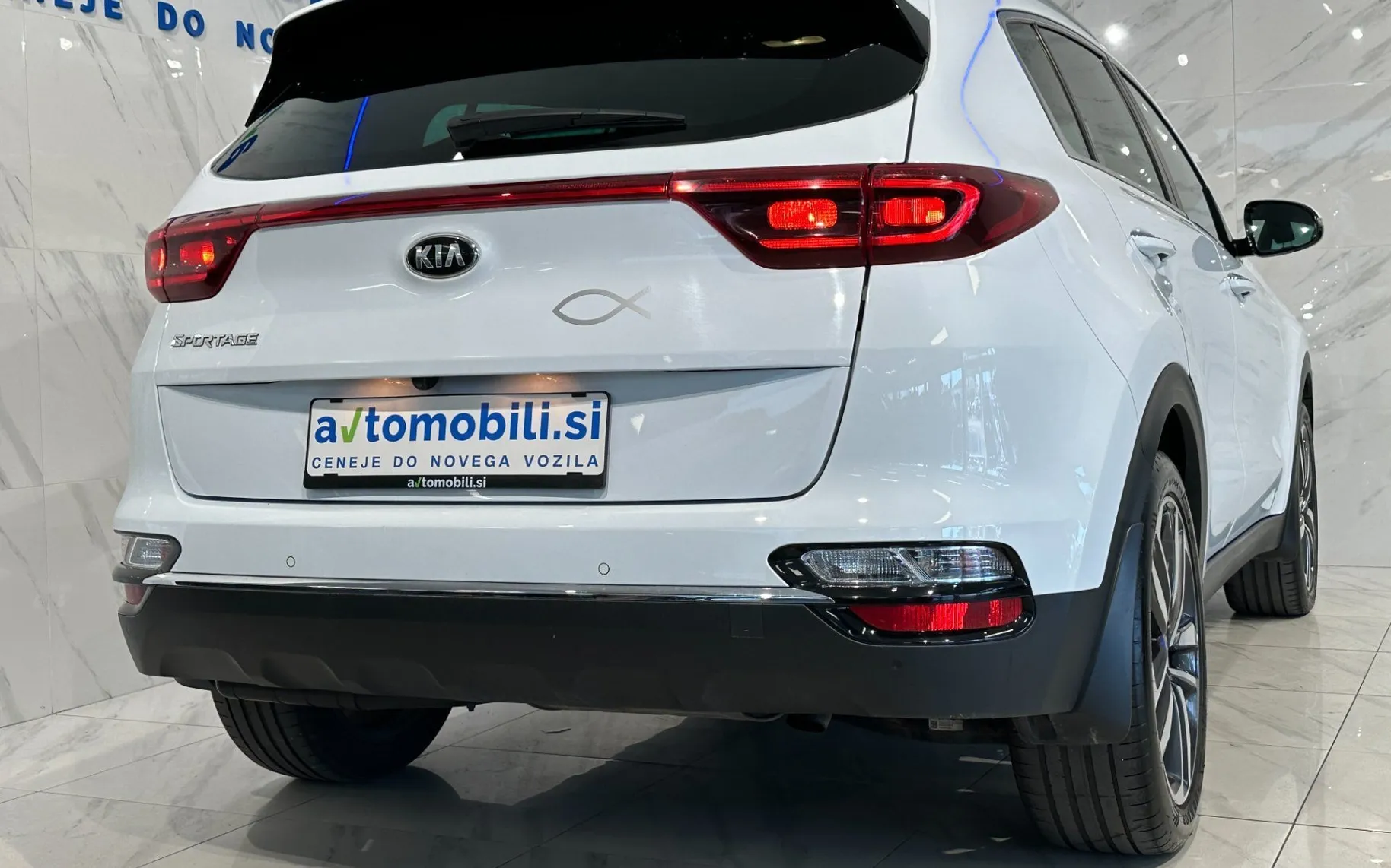 Zunanja slika - KIA Sportage - 1.6 CRDI - Slovensko vozilo - Kamera... - 6