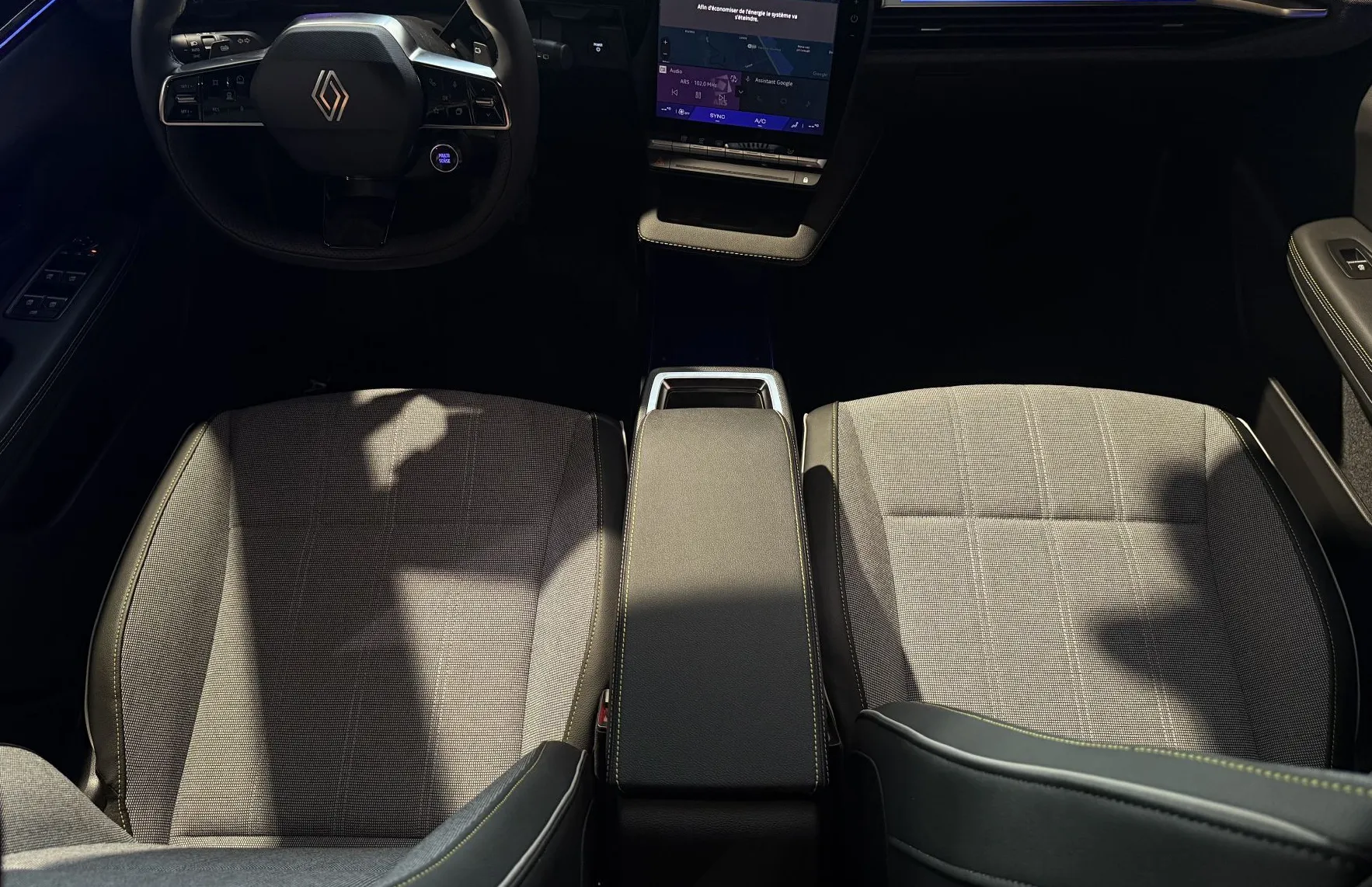 Zunanja slika - Renault Scénic - Scenic techno E-Tech Electric 170 Comfort range - 7