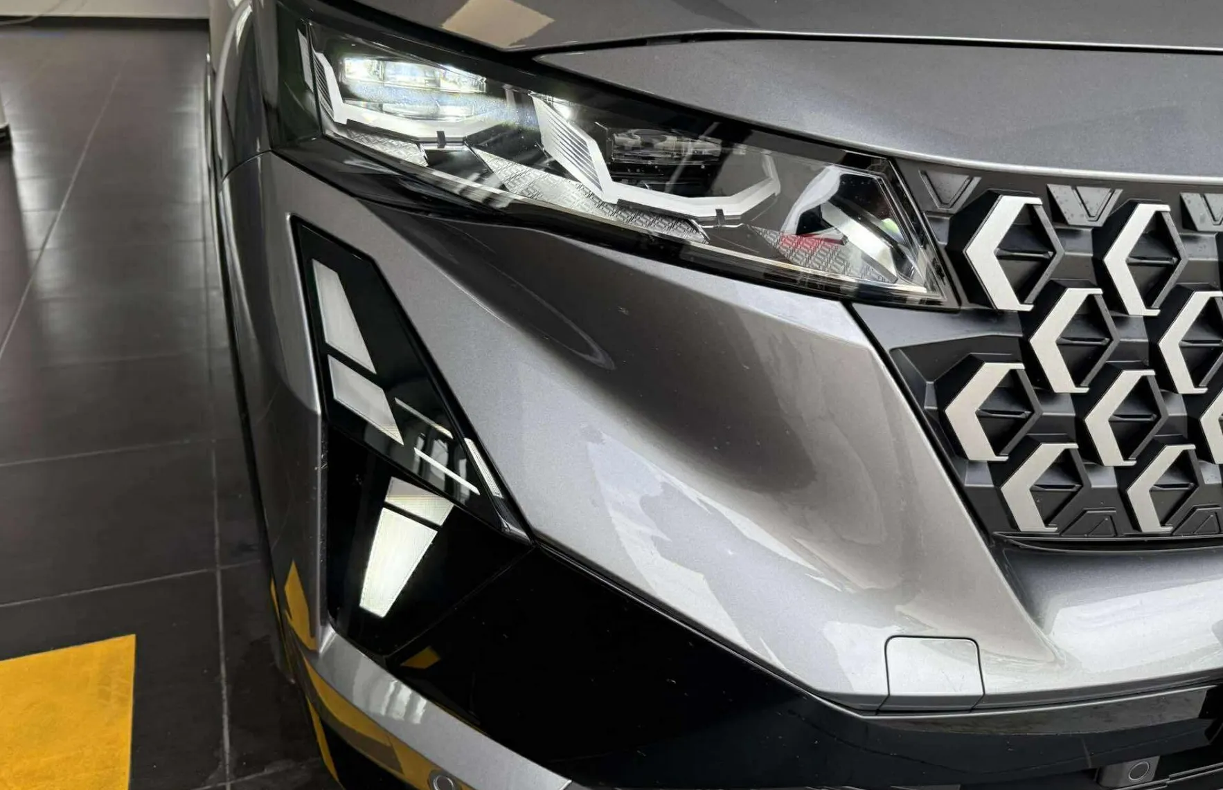 Zunanja slika - Renault Austral - techno mild hybrid 160 auto AKCIJA ZALOGA - 9