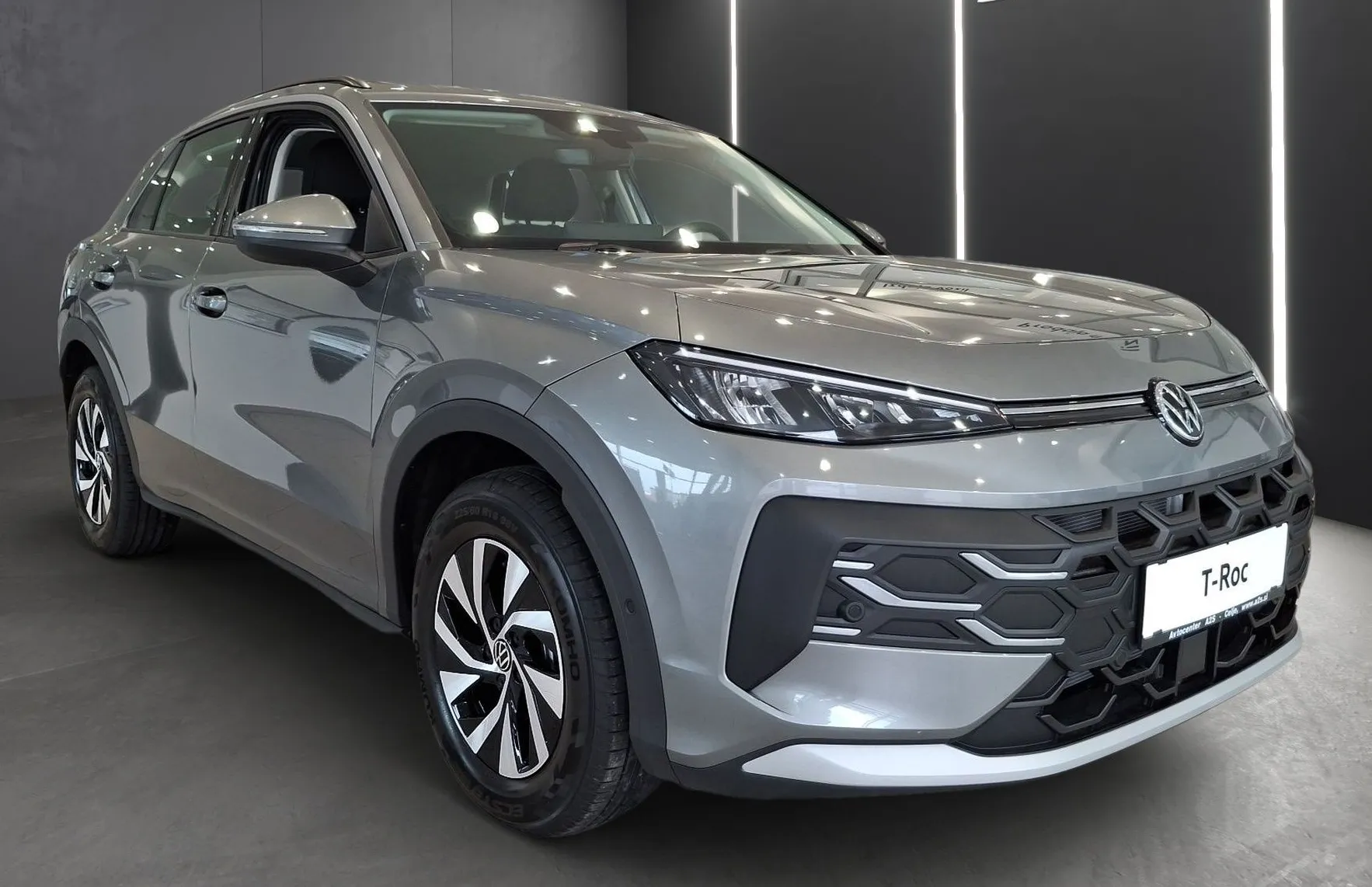 Zunanja slika - VW T-Roc - 1.5 eTSI Life DSG - 2
