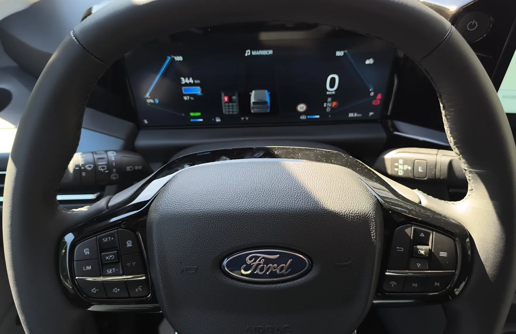 Zunanja slika - Ford Tourneo - Custom E- ACTIVE 160 kW 217 KM baterija - 11