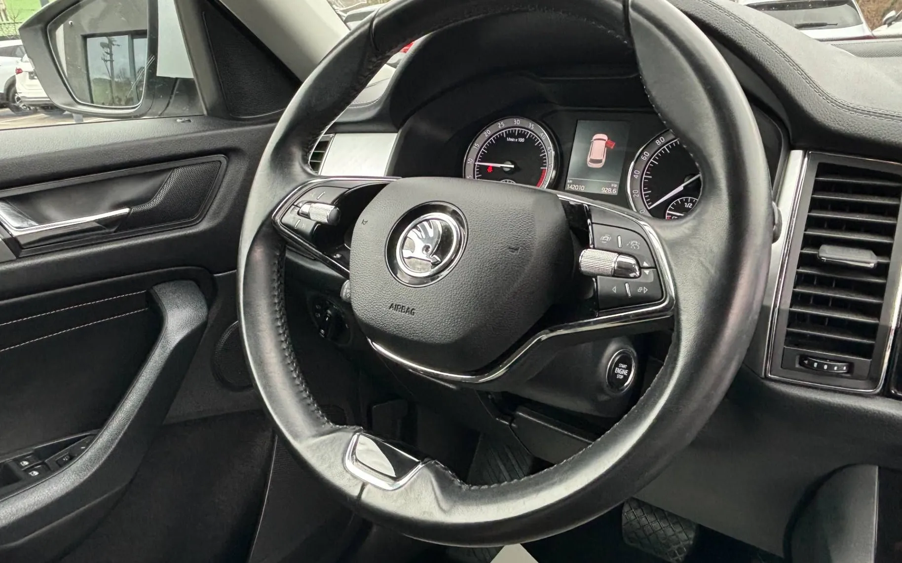 Zunanja slika - Škoda Kodiaq - Ambition 2.0 TDI DSG FUL LED-KAMERA-NAVI-ACC - 14