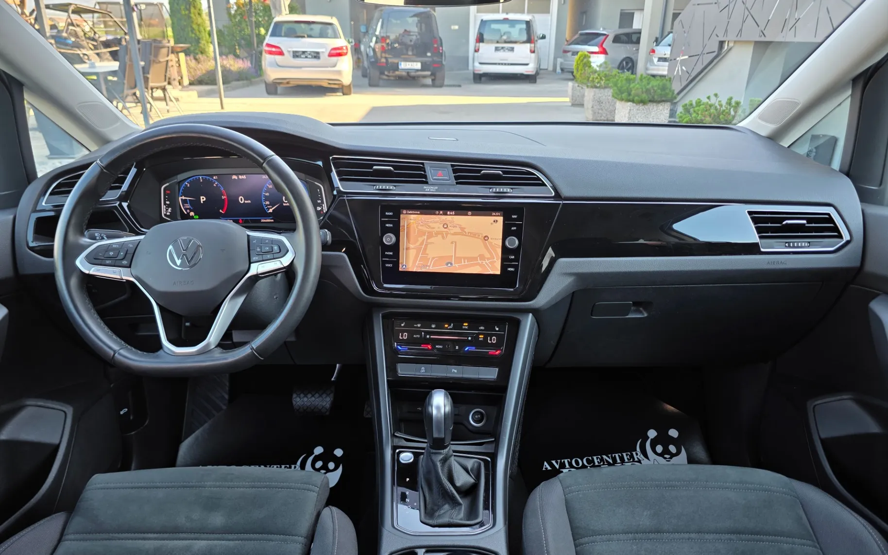 Zunanja slika - Volkswagen Touran - 2.0 DSG - 9