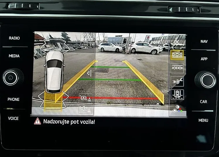 Zunanja slika - Volkswagen Tiguan - 2.0 TDI DSG Elegance-VLEČNA KLJUKA-KAMERA - 10