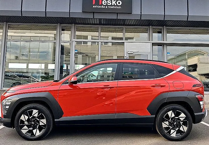 Zunanja slika - Hyundai Kona - 1.6 GDI   hibrid Premium DCT KOT NOV - SAMO 104km - 5