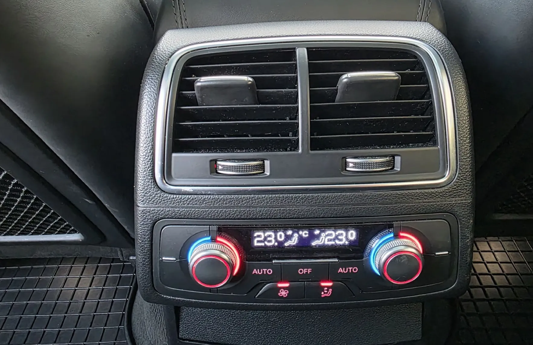 Zunanja slika - Audi A6 - Avant 3.0 TDI -S LINE-PANO-ACC-LED-USNJE-XENON-KAMERA- - 12