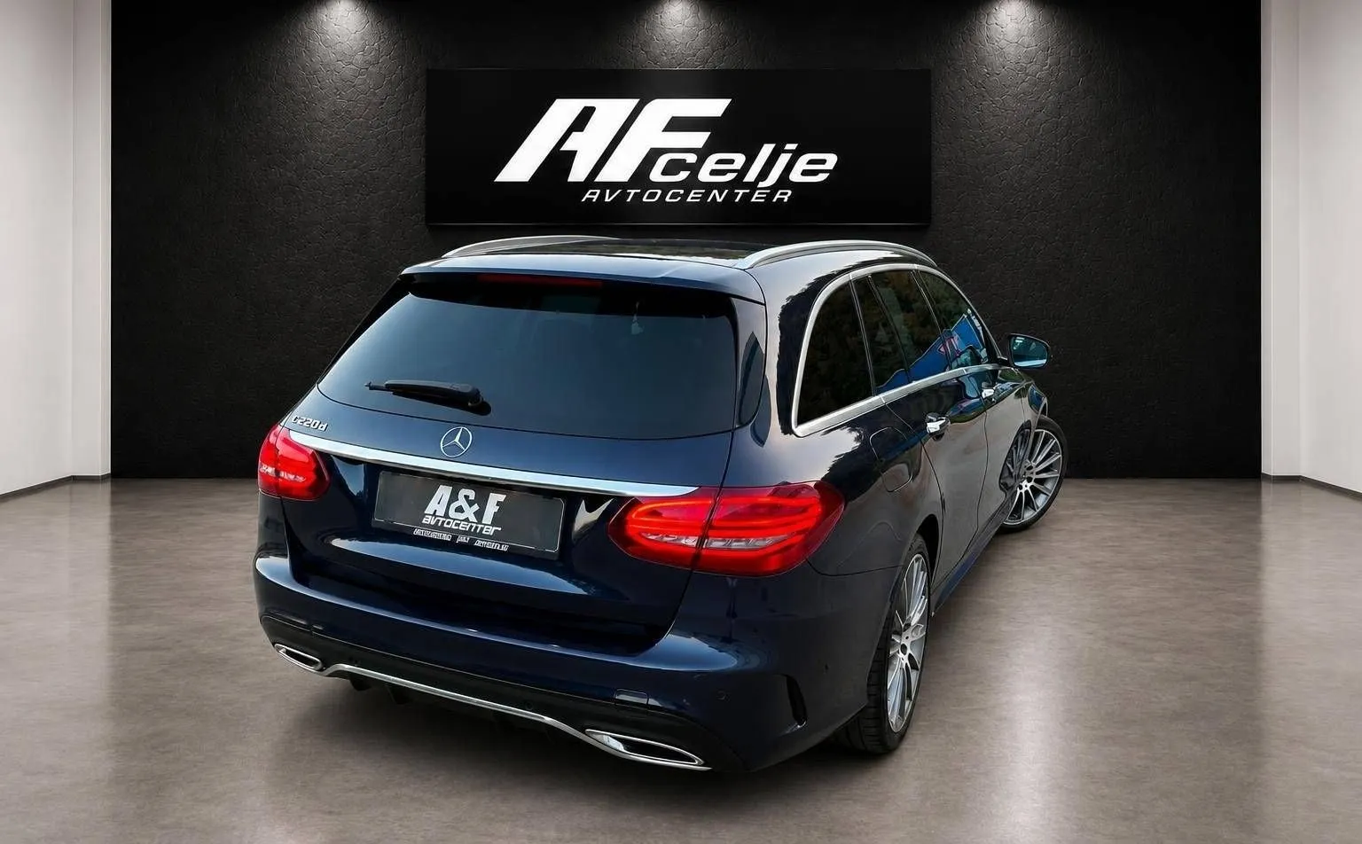 Zunanja slika - Mercedes-Benz C-Razred - C 220 CDI-AUT-AMG LINE-VIRTUAL-PANORAMA HEAD UP... - 5