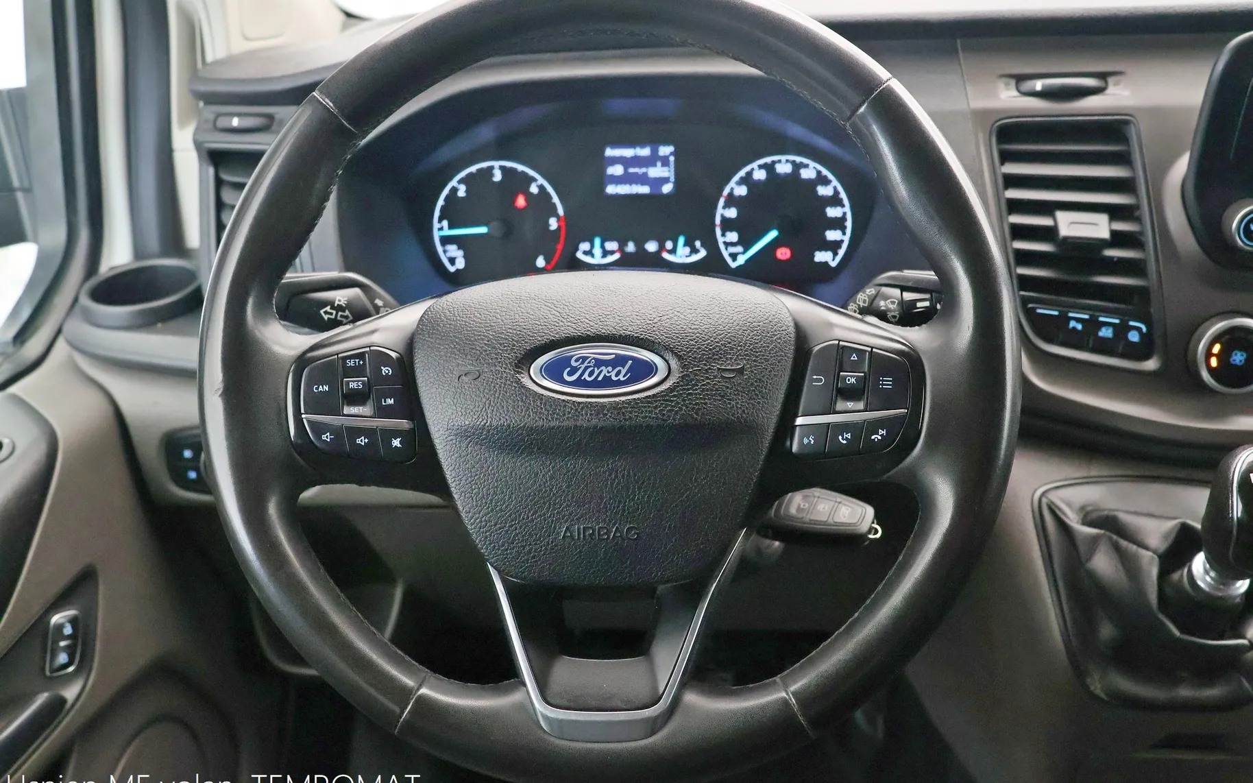 Zunanja slika - Ford Transit Custom Combi - Transit 2.0 TDCi 131KM 1+8 - 8