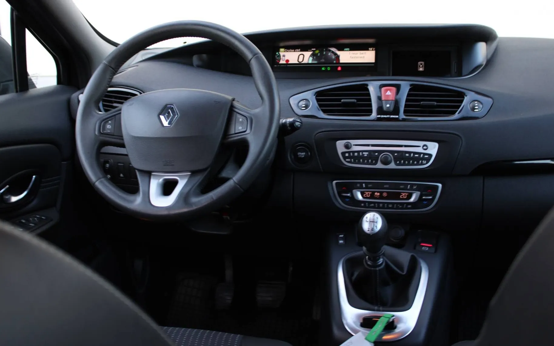 Zunanja slika - Renault Scénic - Grand Scenic Dynamique dCi 130 - 7