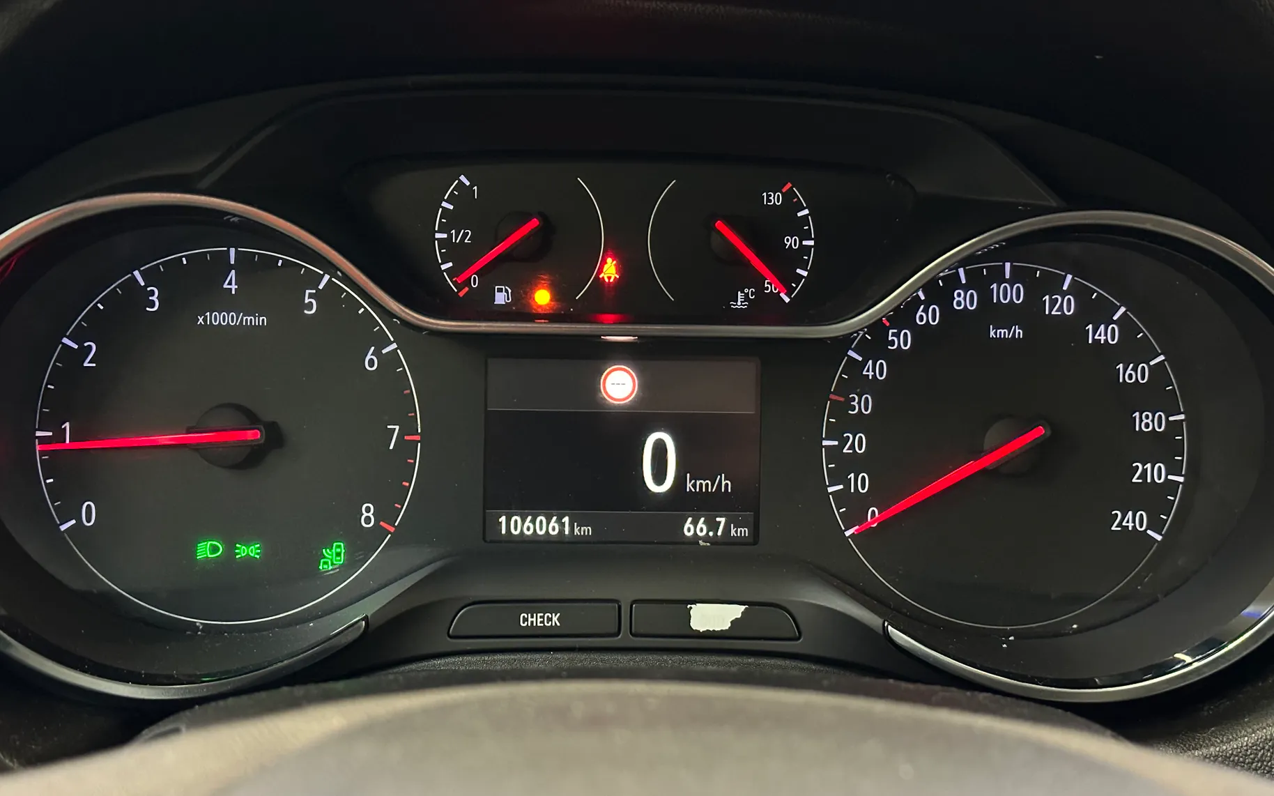 Zunanja slika - Opel Grandland X - 1.2 TURBO INNOVATION + 5 LET JAMSTVA - 12