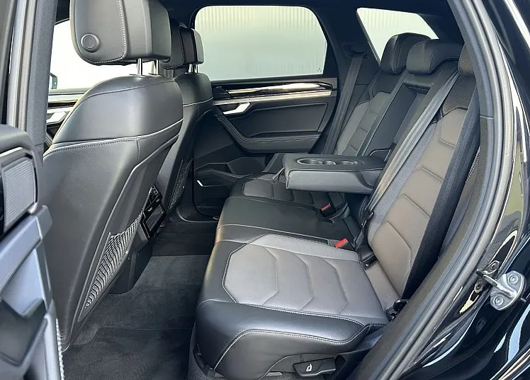 Zunanja slika - VW Touareg - V6 TDI-R-Line-LED-NAVI-ZRAČNO-KAMERA-ALU19 - 11