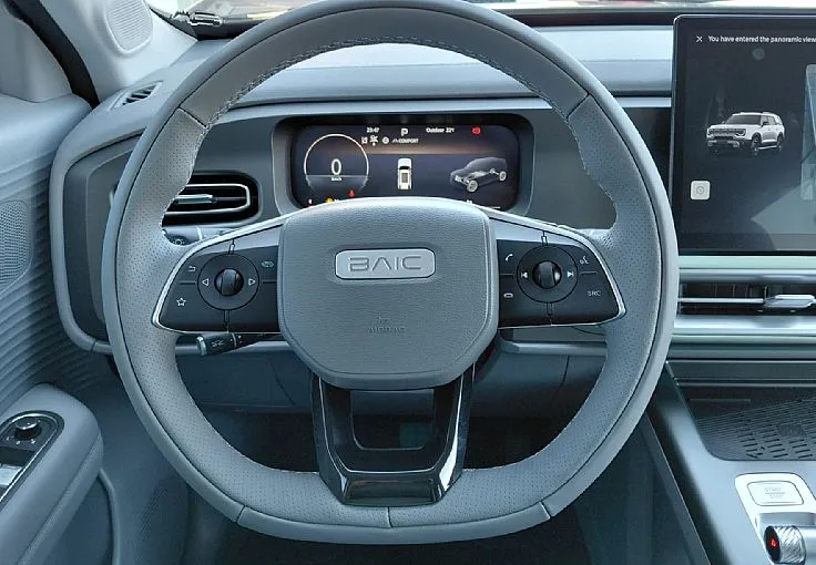 Zunanja slika - Baic BJ30 - 1.5T e-HYBRID 4WD - NA ZALOGI - 10