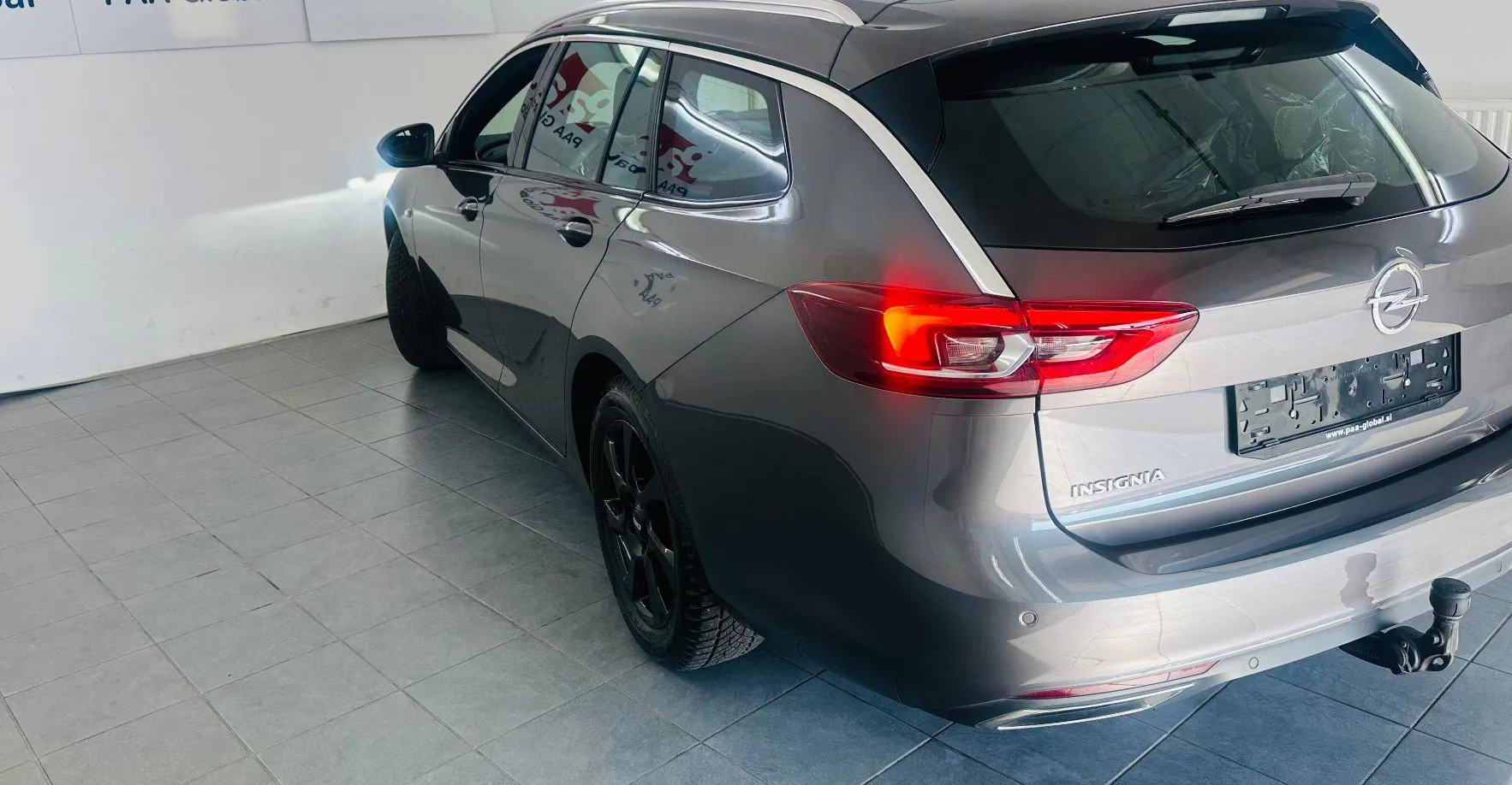 Zunanja slika - Opel Insignia - Sports Tourer 2.0 D Avt.NEMŠKI+4ALU.KAMERA.LED - 9