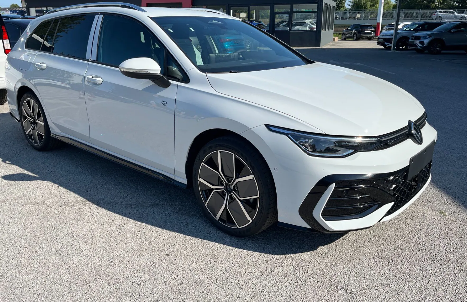 Zunanja slika - Volkswagen Golf - Variant 1.5 TSI 4Joy - 5
