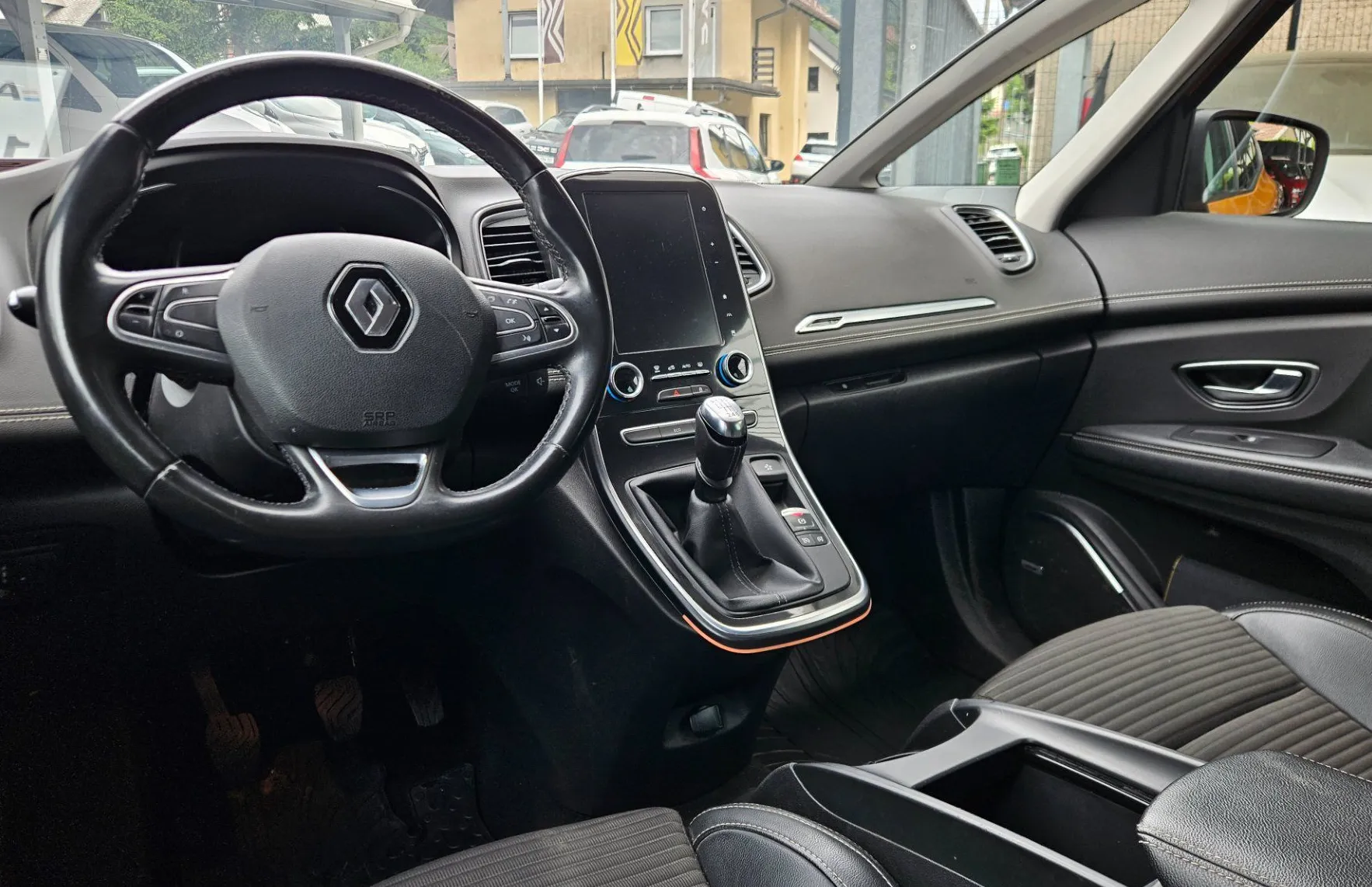 Zunanja slika - Renault Scénic - Scenic Bose Edition 1.7 dCi - 5