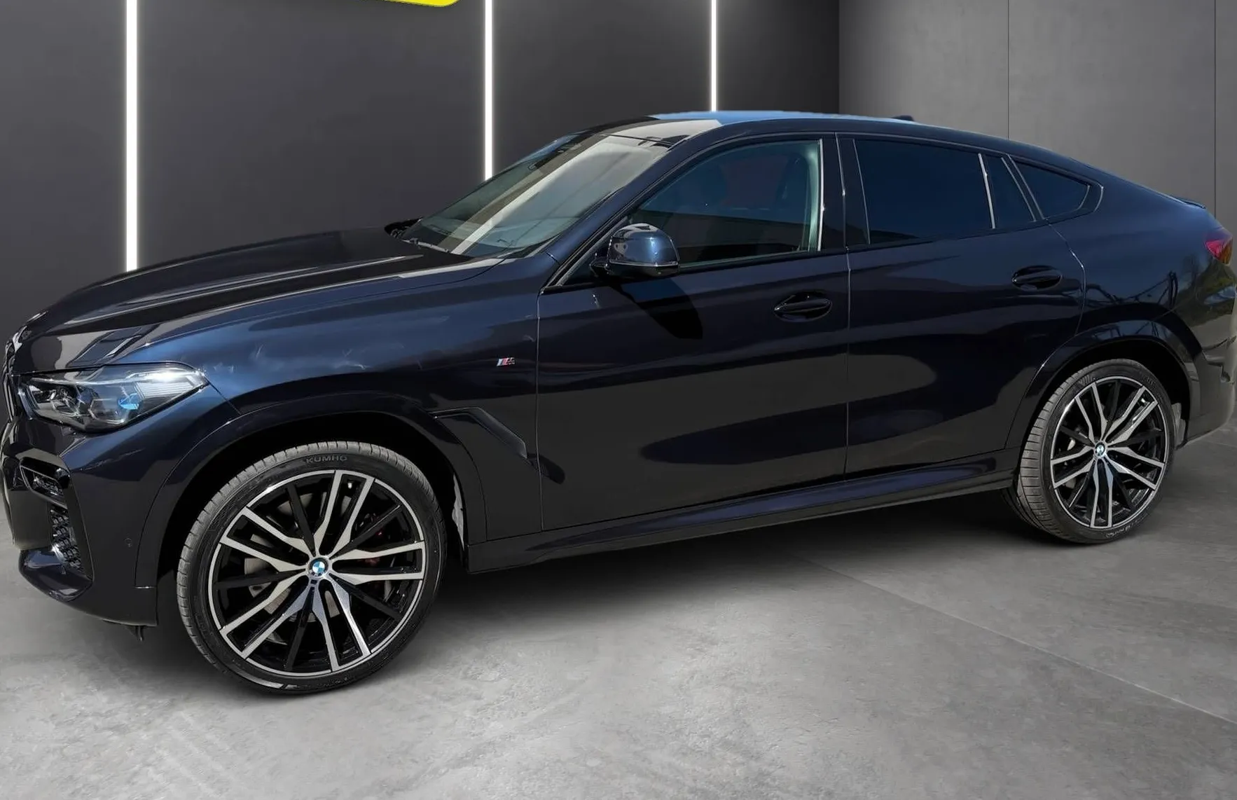 Zunanja slika - BMW X6 - serija : 40d xDRIVE M SPORT PAKET LASER USNJE IONIC KAM 3.. - 3
