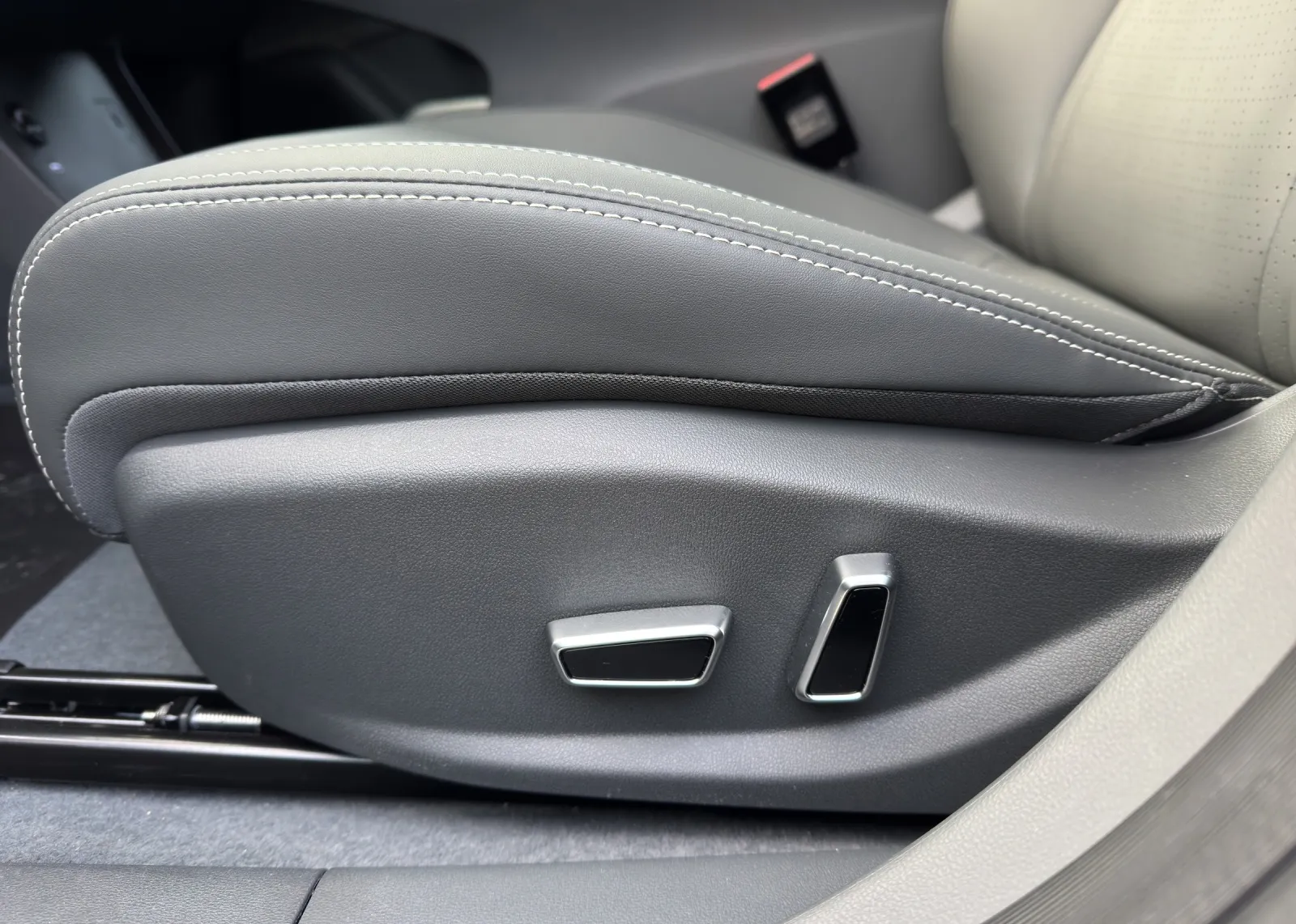 Zunanja slika - Forthing T5 EVO - 56.8 kWh + 360kamera + RADAR + PANORAMA + ADAS - 16