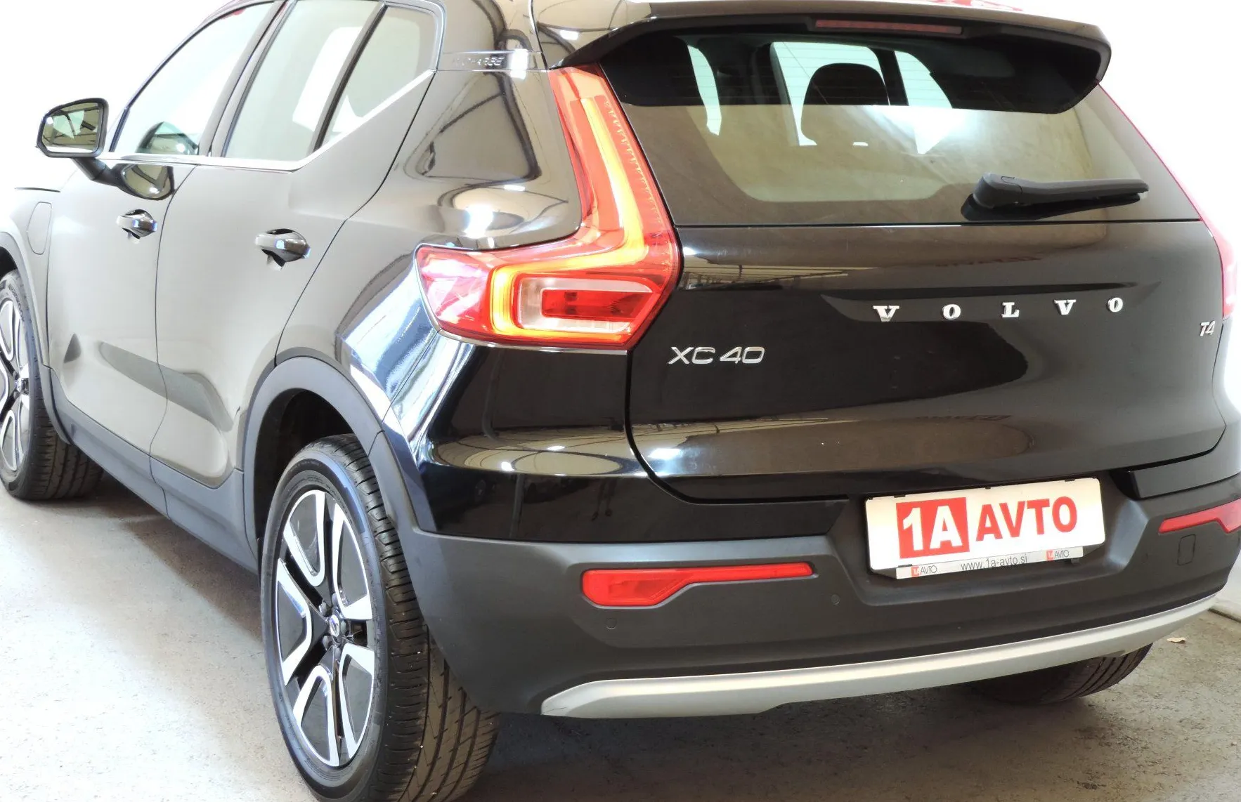 Zunanja slika - Volvo XC40 - T4 Recharge Twin Engine Inscription Avt. - 7