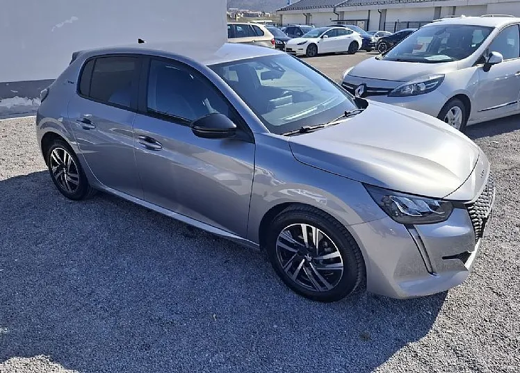 Zunanja slika - Peugeot 208 - 1.2 75km - samo 30.099 prevoženih kilometrov - 2