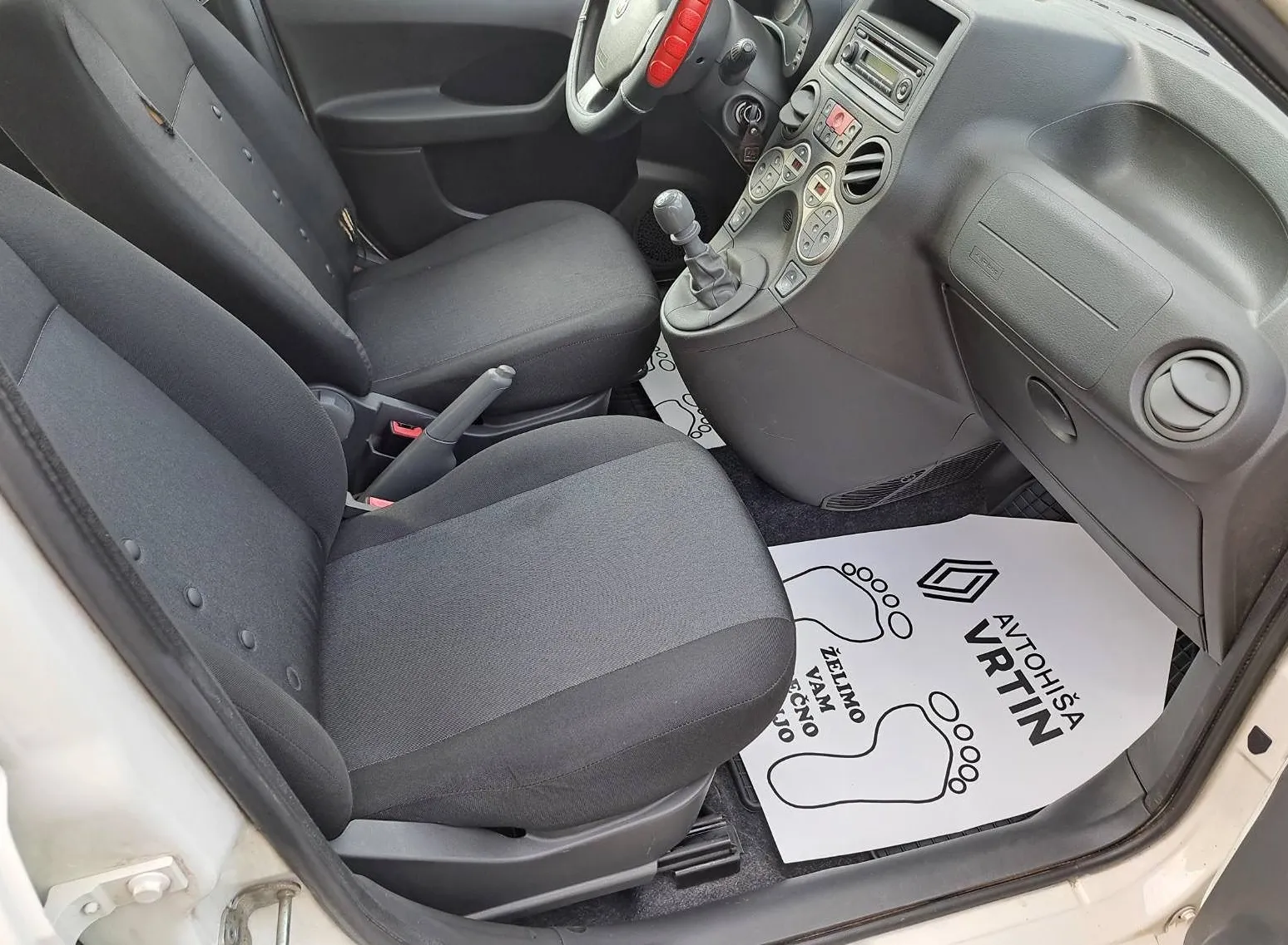 Zunanja slika - Fiat Panda - 1.2 8v Active - 7