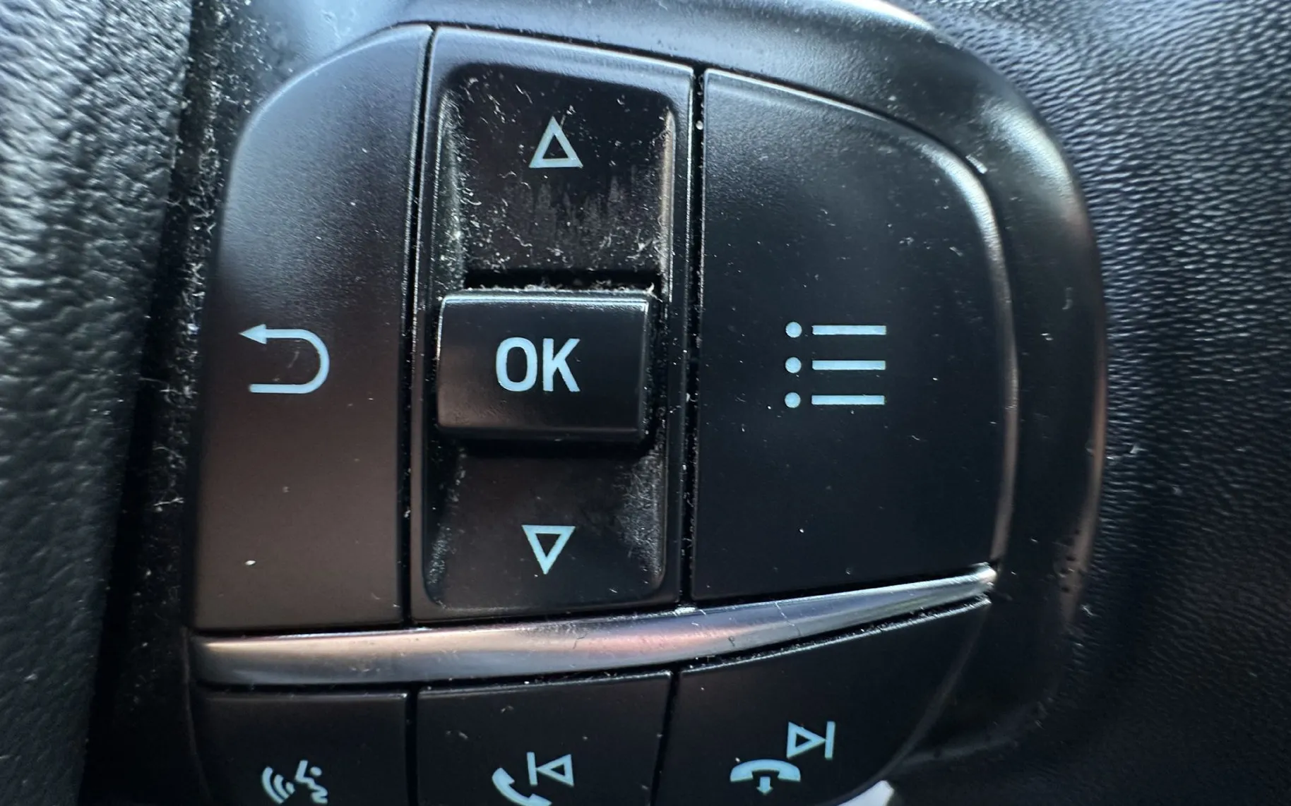 Notranja slika - Ford Kuga - TitaniumX 2.0 EcoBlue 140kW.NEMŠKI+4ALU.KAMERA.4X4 - 11