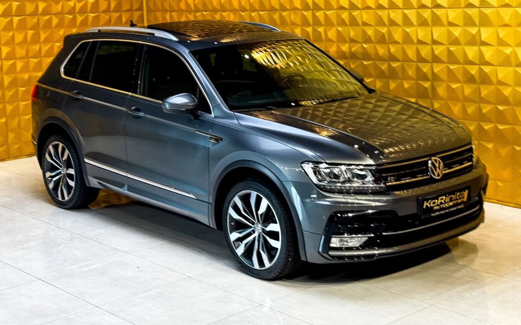 Zunanja slika - Volkswagen Tiguan - 2.0 TDI 4MOTION AUT. R LINE-LED-GRETJE-NAVI - 2