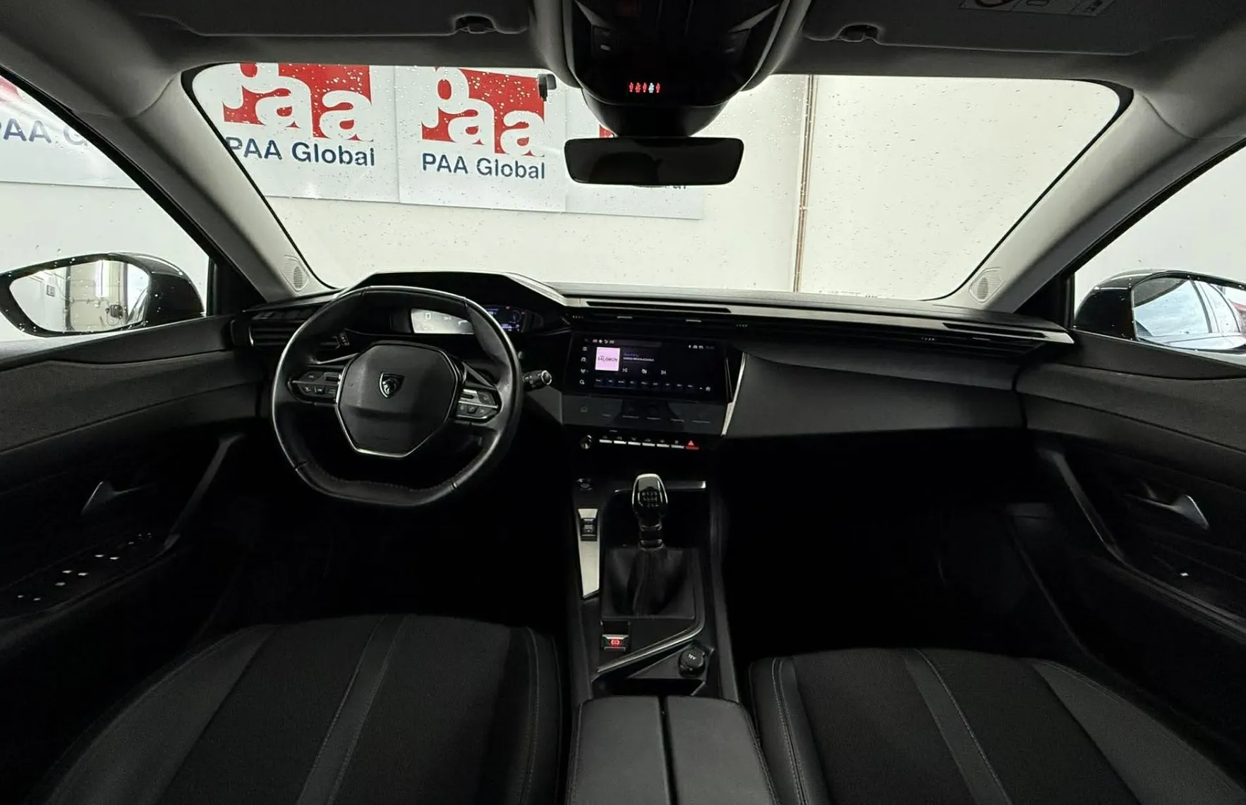 Notranja slika - Peugeot 308 - 1.2 PURETECH 130 ALLURE.LED.NAVI.USNJE.ALU.ACC - 12