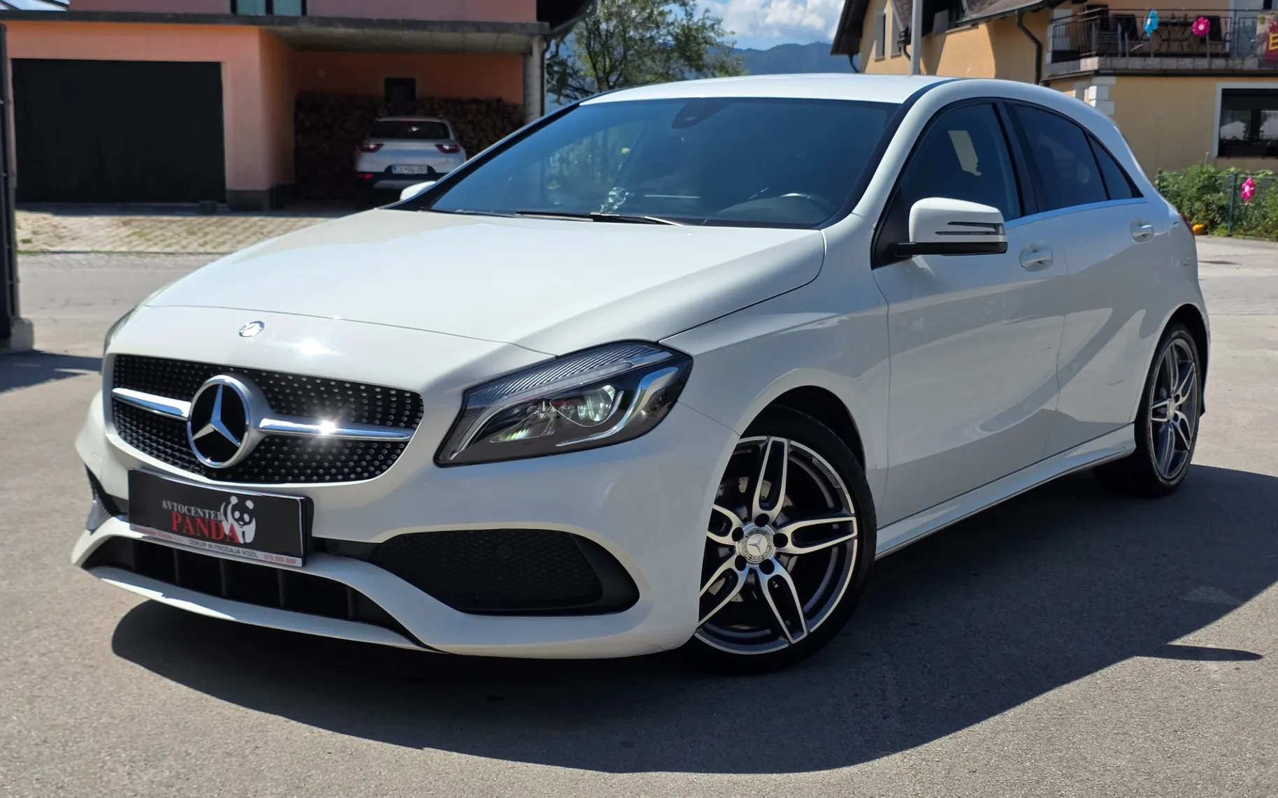 Zunanja slika - Mercedes-Benz A-Razred - A-Razred - 1
