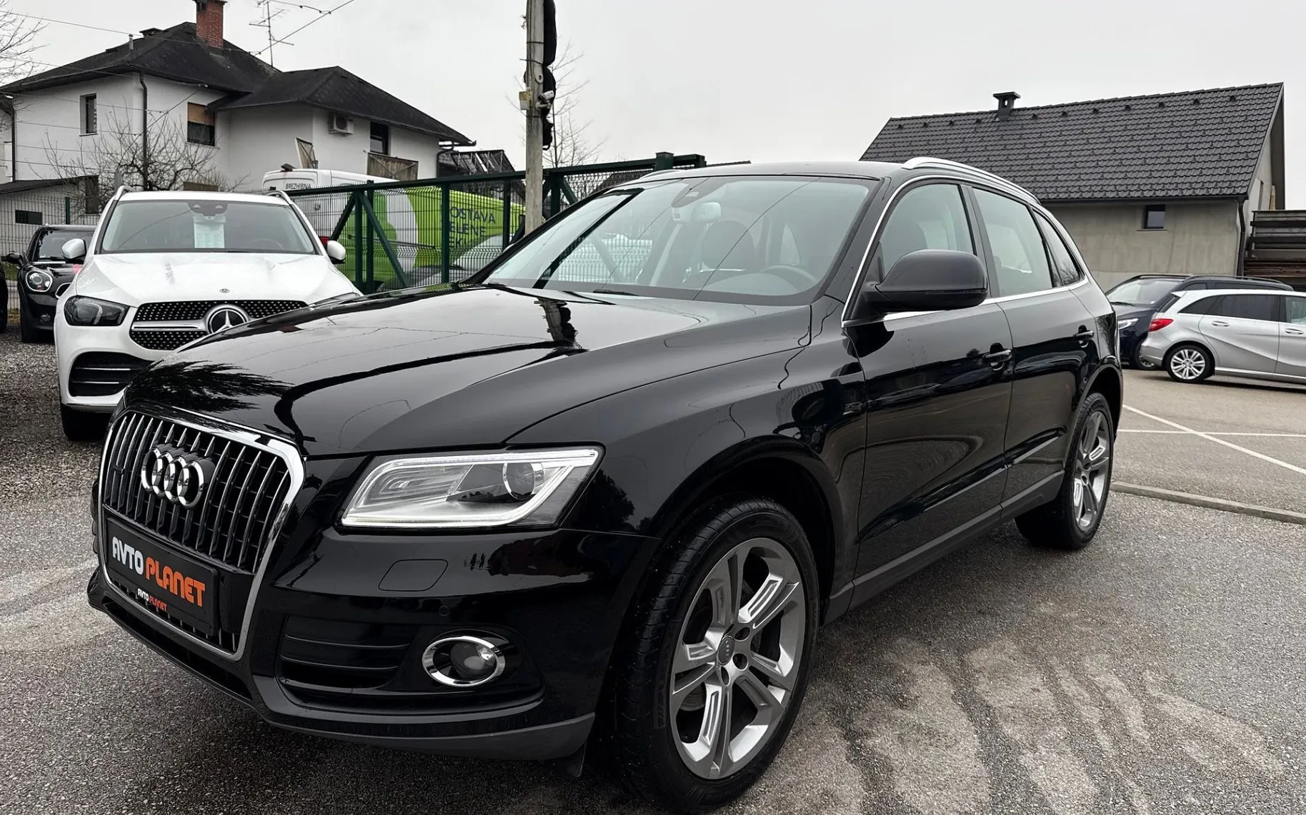Zunanja slika - Audi Q5 - 2.0 TDI Quattro AUT. ACC LED XENON MMI+ ALU20 - 1