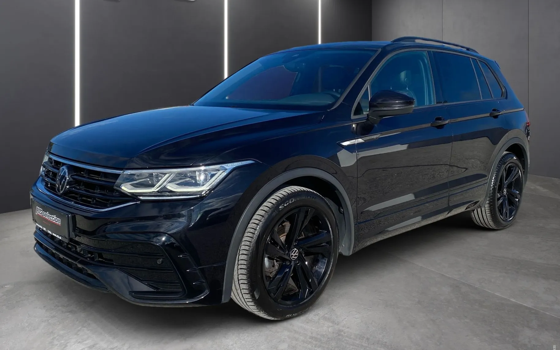 Zunanja slika - Volkswagen Tiguan - 2.0 TDI DSG R-Line-Black Style-Matrix-Vl.kljuka - 1