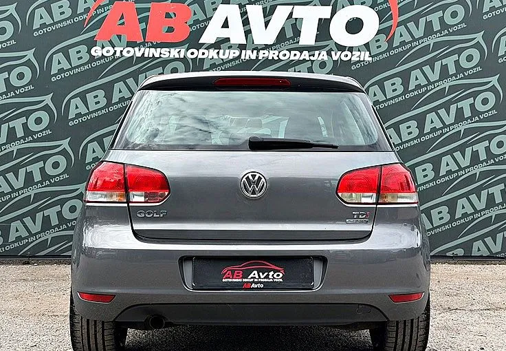 Zunanja slika - VW Golf - Comfortline 1.6 TDI+ALU+LCD NAVI+BREZ POLOGA+TOP - 6