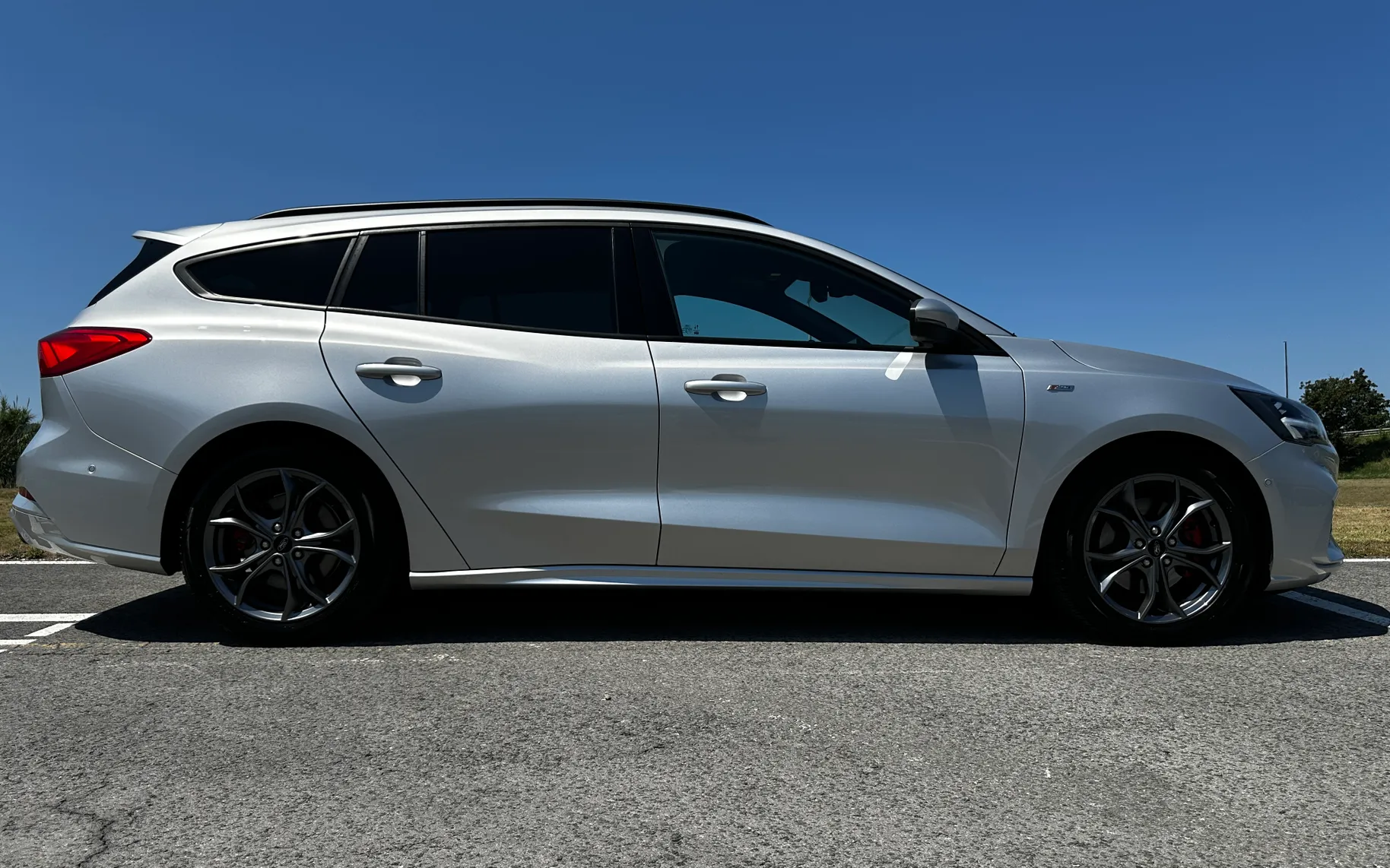 Zunanja slika - Ford Focus - ST-LINE 2.0 EcoBlue LED-KAM-ACC-LINE-B&O-KEYLESS - 3