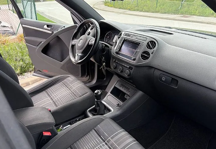 Zunanja slika - VW Tiguan - 2.0 TDI 4motion BMT Sport Style Sky LOUNGE - 10