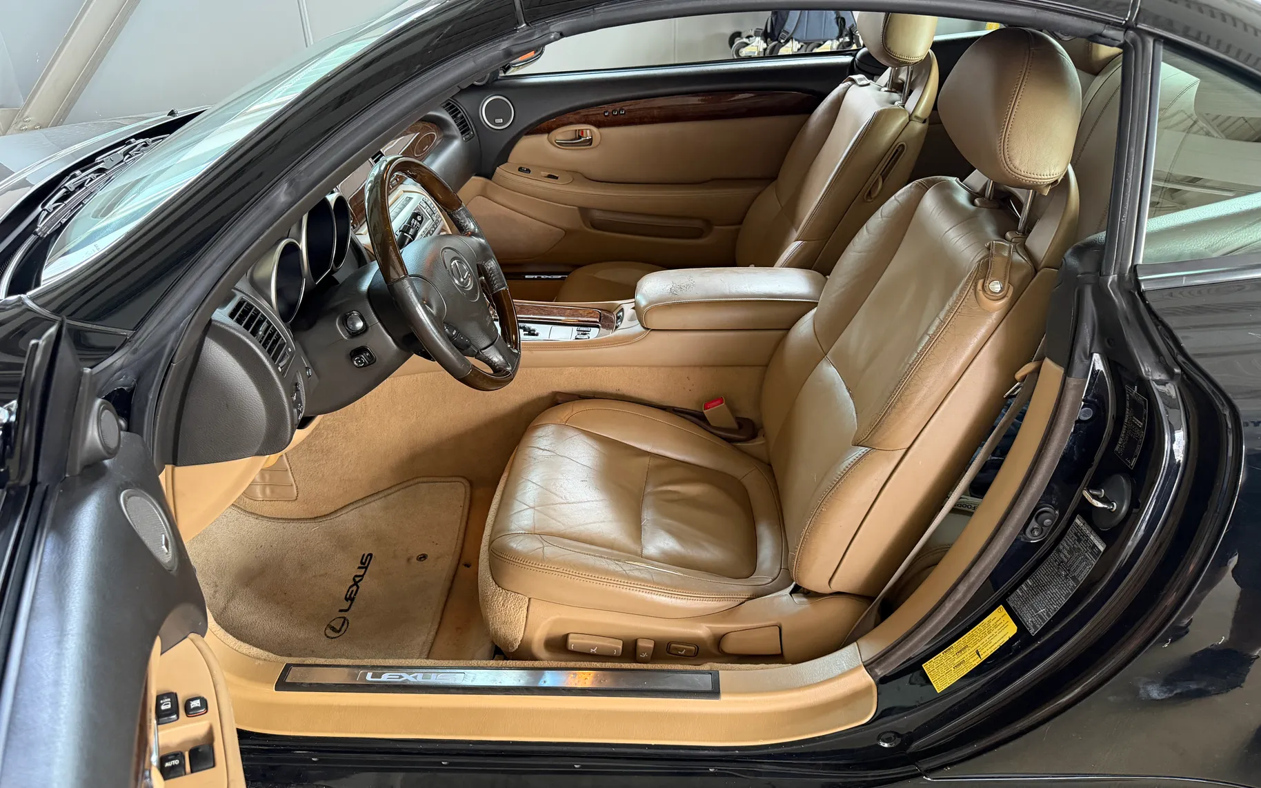 Notranja slika - Lexus SC - Lexus - 25