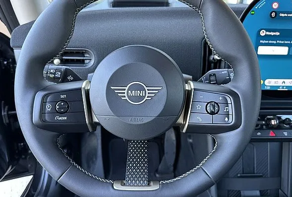 Zunanja slika - MINI Cooper - 1.Lastnik°°SLO°°+ 4x M+S org.platišča°°Kamera°°HUD - 7