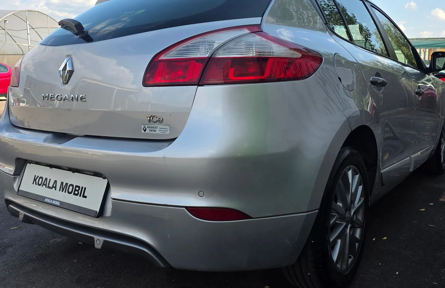 Zunanja slika - Renault Mégane - Megane Berline TCe 115 ALU PLATIŠČA-PDC-KLIMA-SLOVENSKI - 4