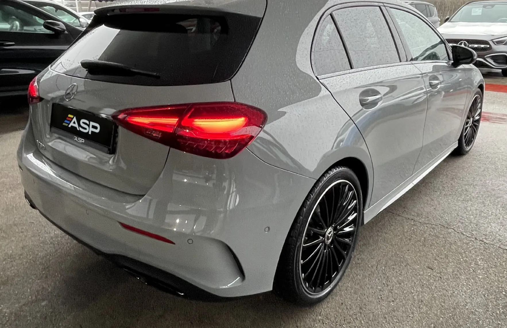 Zunanja slika - Mercedes-Benz A-Razred - 180 AMG Edition - 6